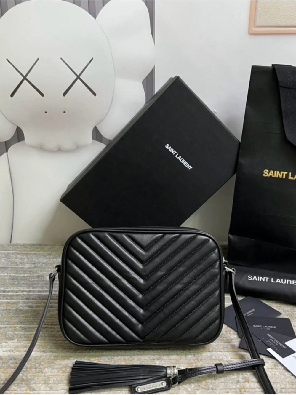 Saint Laurent Black Chevron Quilted Leather Camera Crossbody - Picture 2 of 7